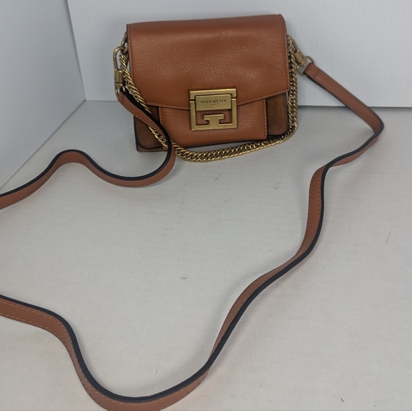 Givenchy GV3 Nano Mini handbag - Picture 2 of 10